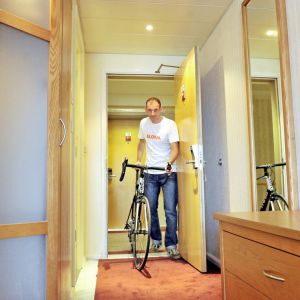 Cardiff Bedroom Walking in Bike 2.jpg