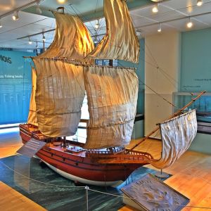 Plymouth Mayflower Museum.jpg